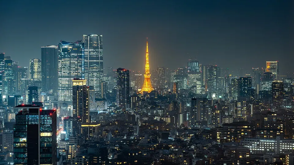 Menara Tokyo yang bercahaya dan latar langit Tokyo pada waktu malam